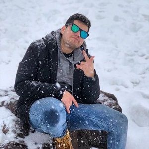 Meet your Posher, Rafael